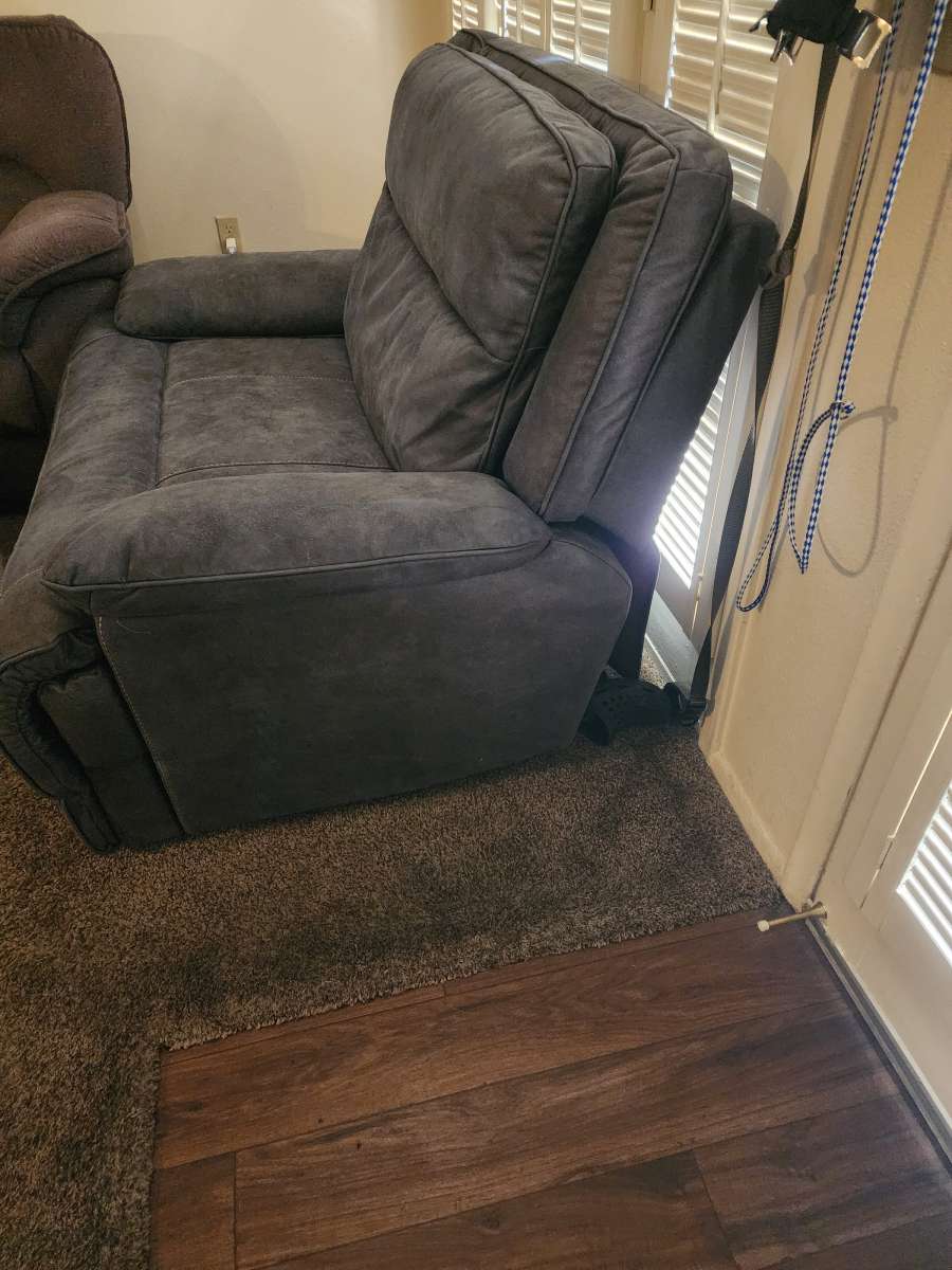 recliner couch