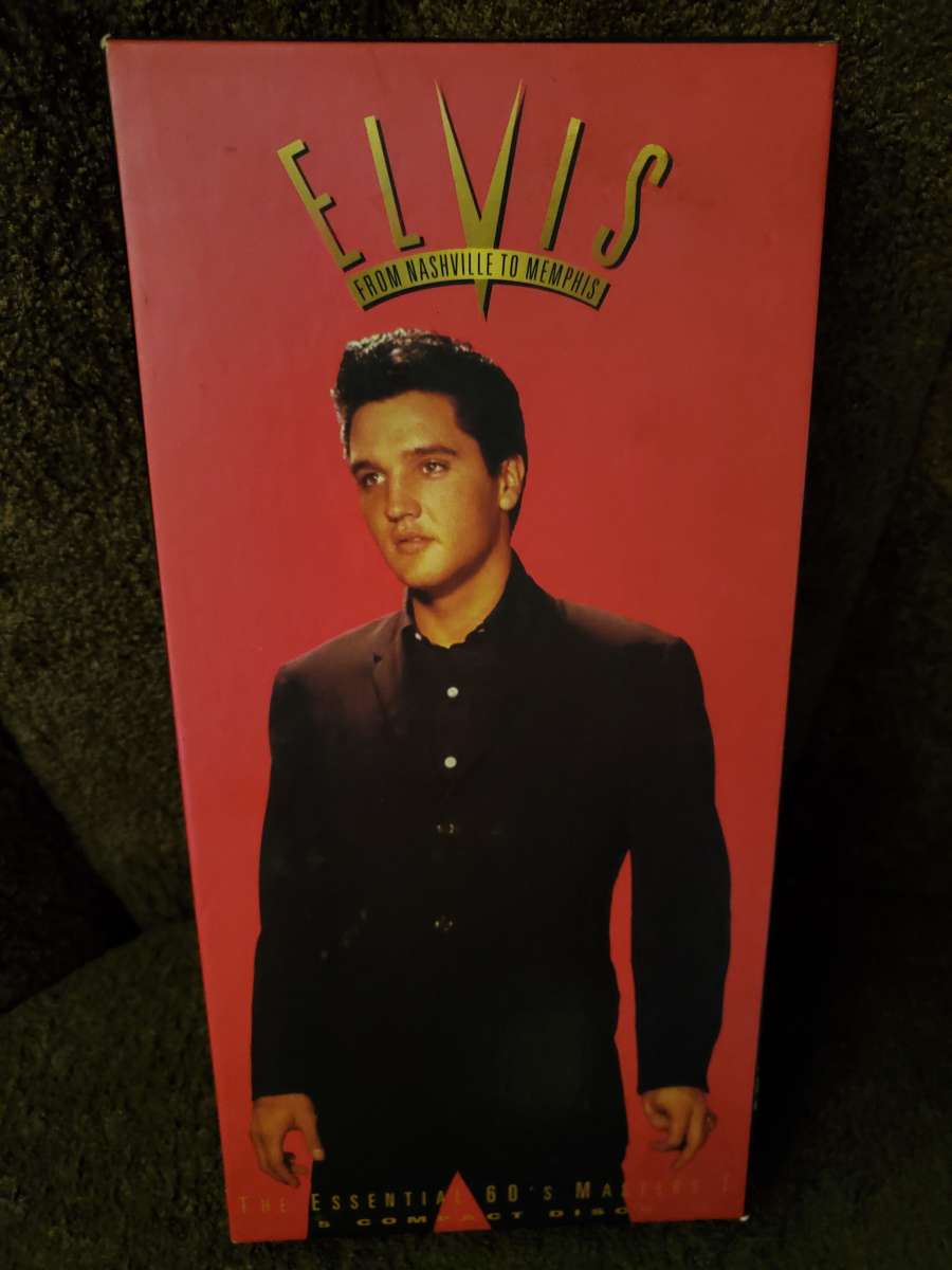 Elvis Preslet forn Nashville to Memphis