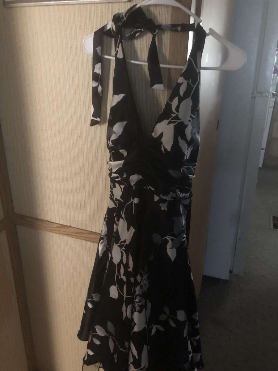 Beautiful black and white dress