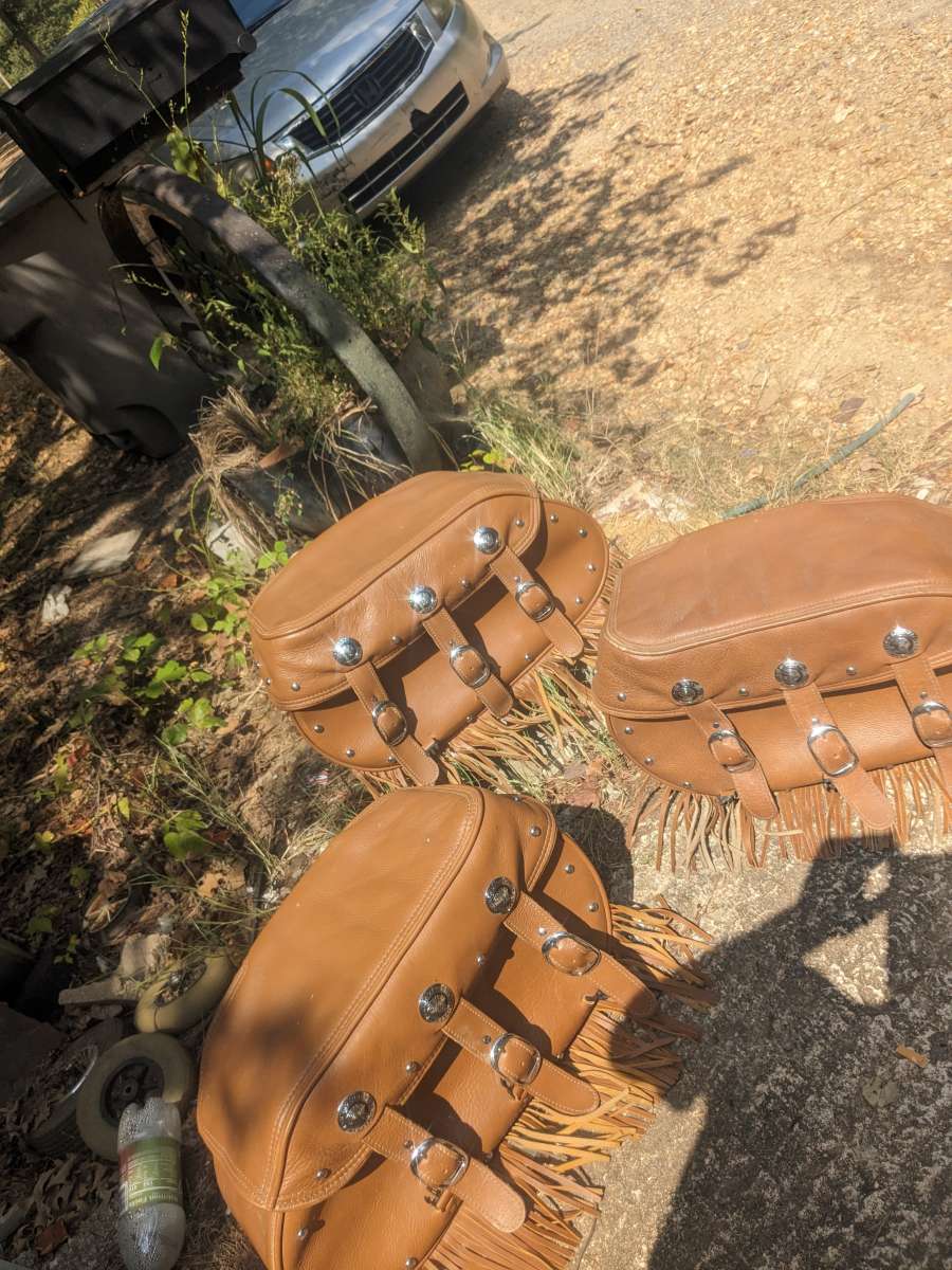 Indian motorcycle saddlebags