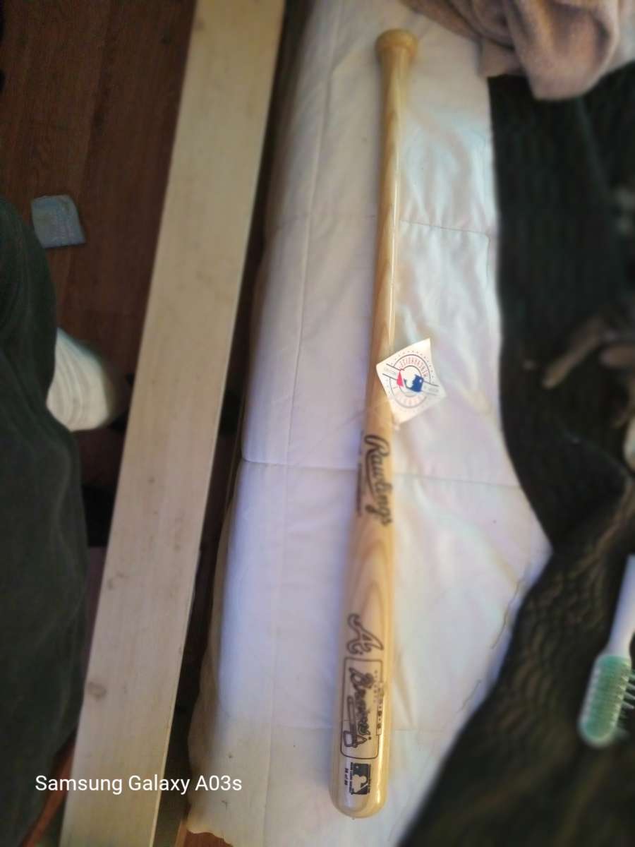 1 of 96 Atlanta Braves 1996 championship wooden baseball bat