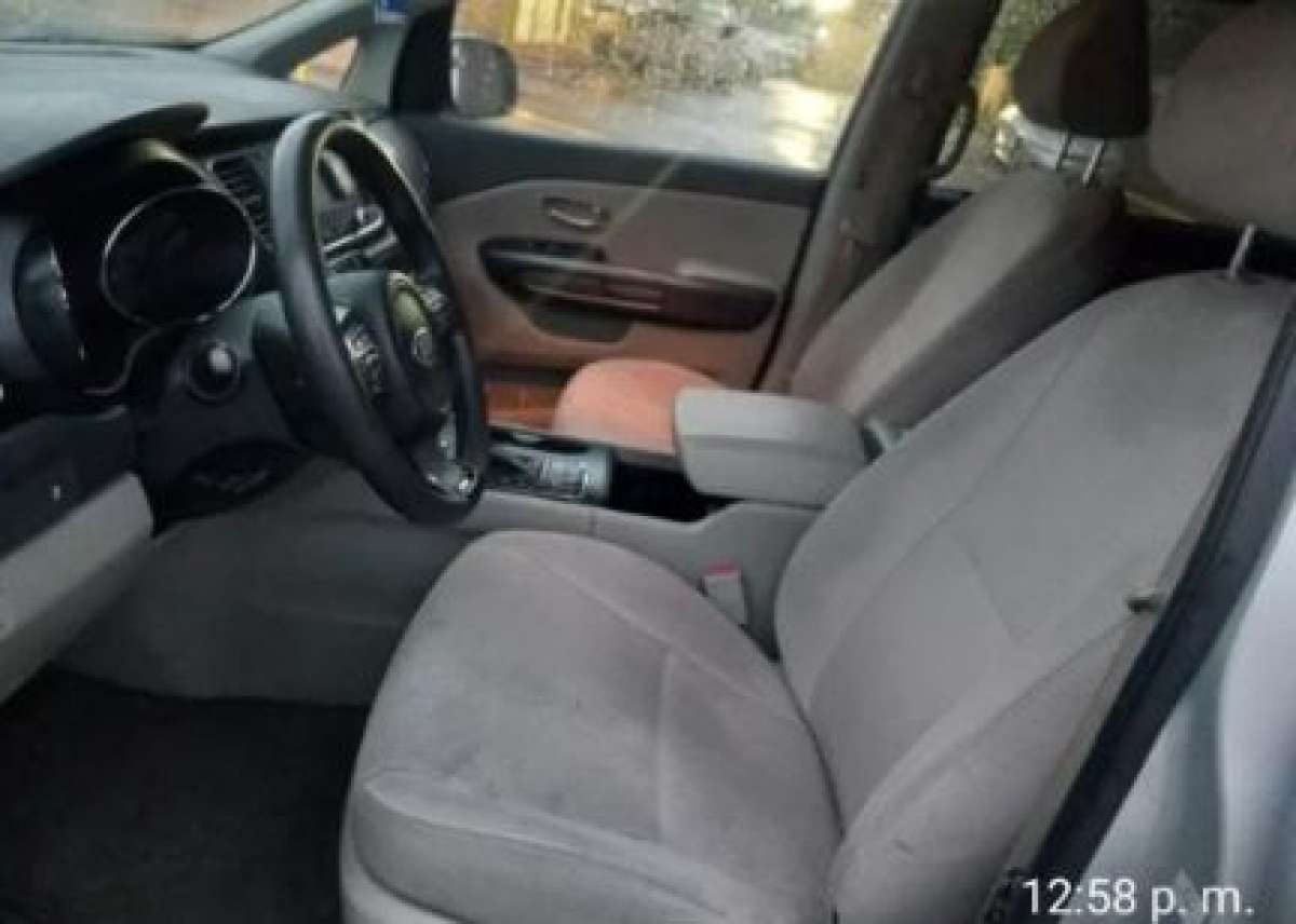 2016 Kia Sedona LX 90 k millas