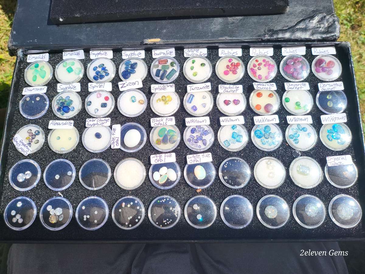 loose rare gemstones