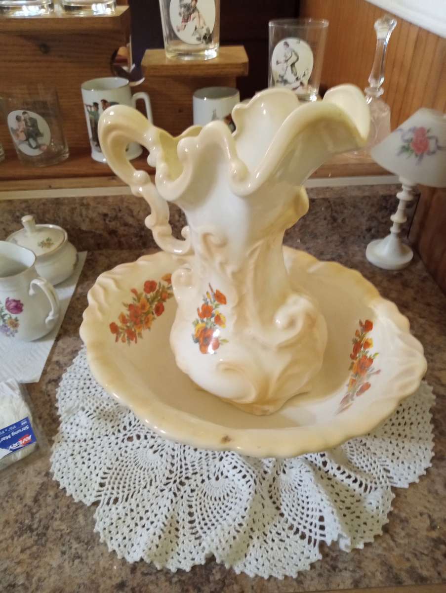 vintage arnels elegant floral wash Base