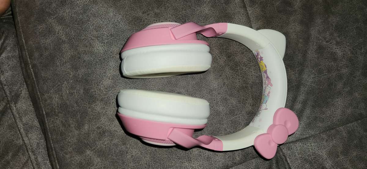 Hello Kitty Headphones