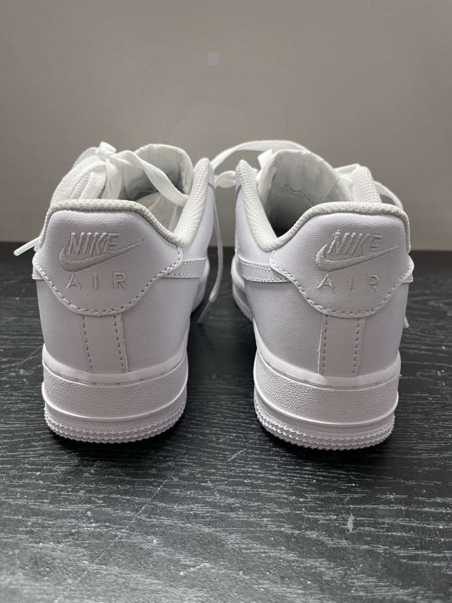 Air Force 1 women sz 7