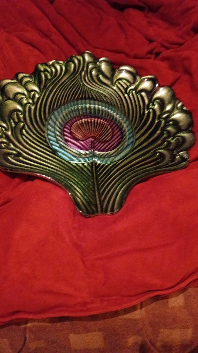 peacock degsin severing platter