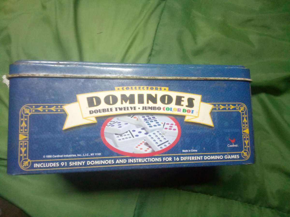 dominos