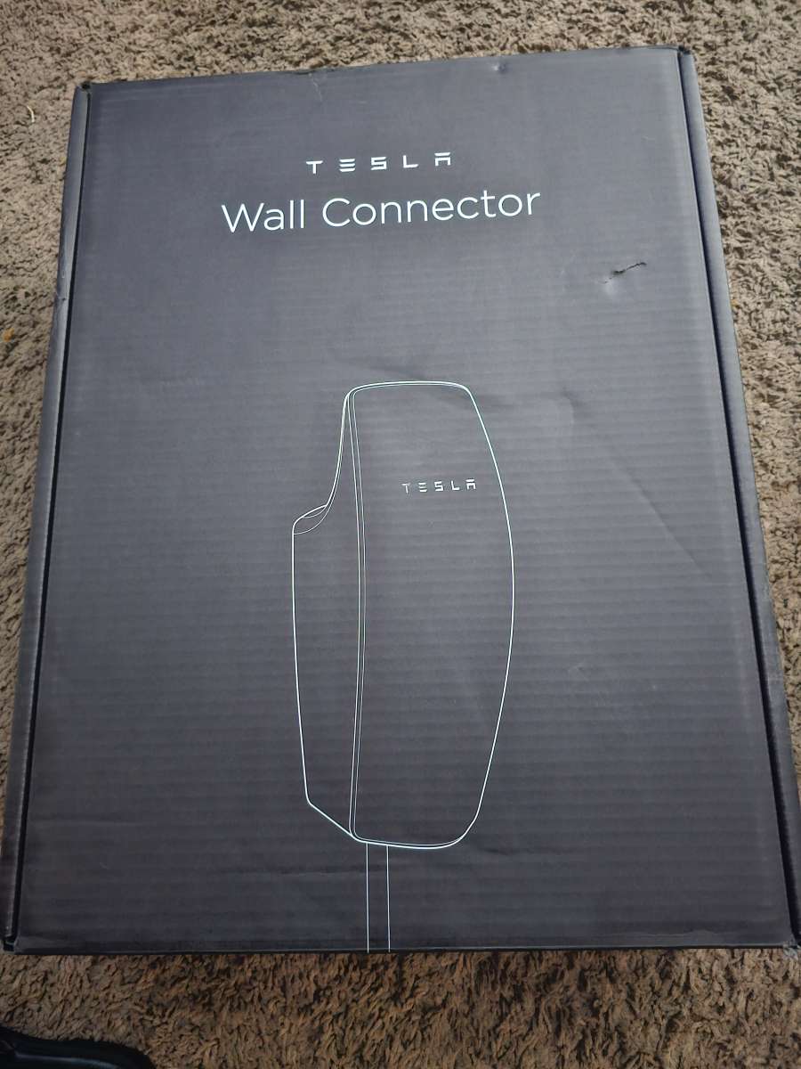 Tesla Wall Connector Gen 3