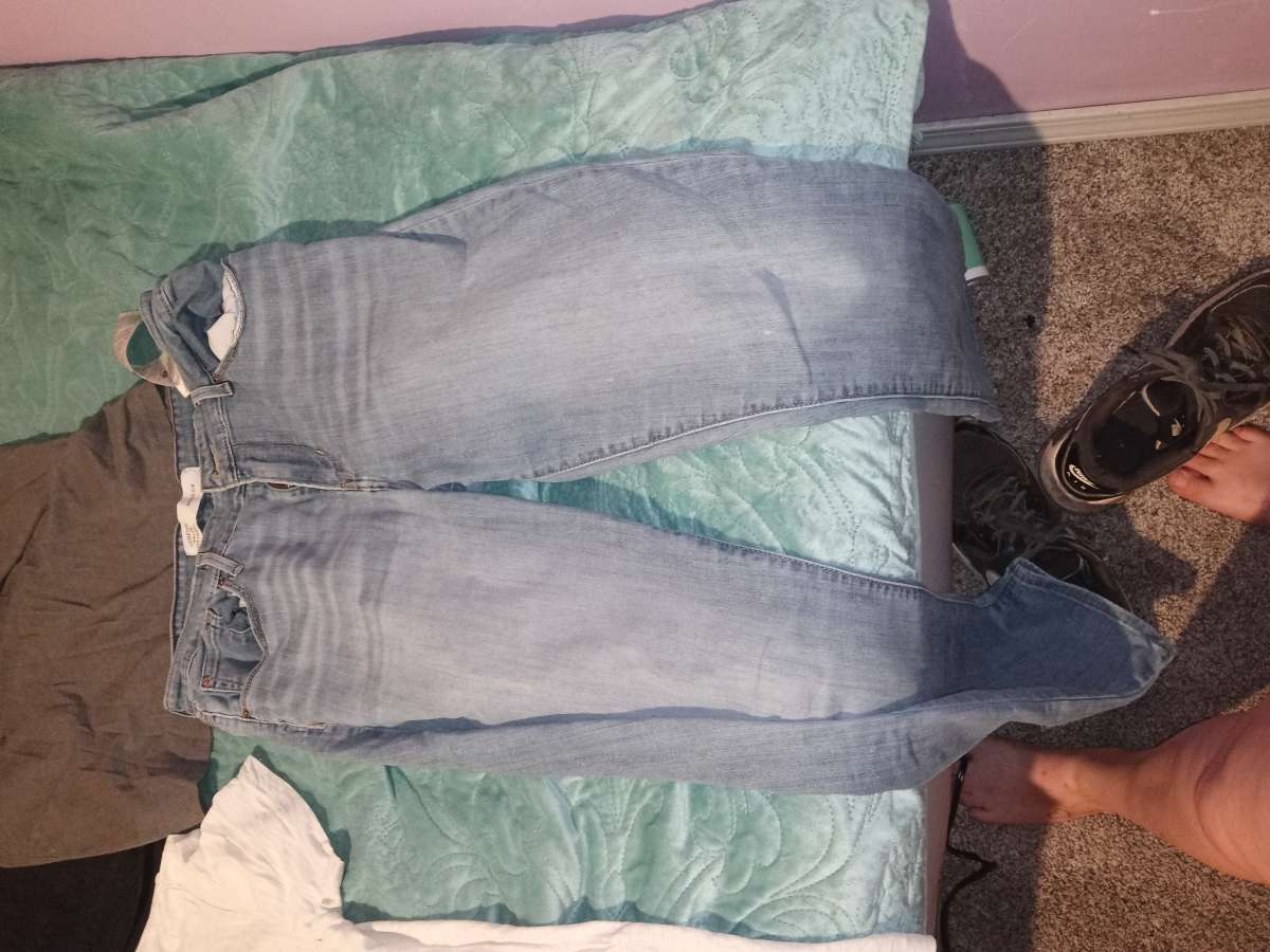 6 shirts 2 hoodies and one pair of pants