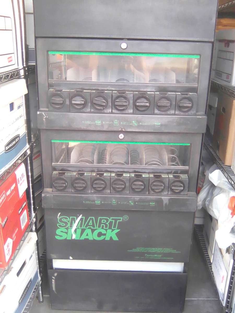 Smart Snack and Smart Drink Vending Machines