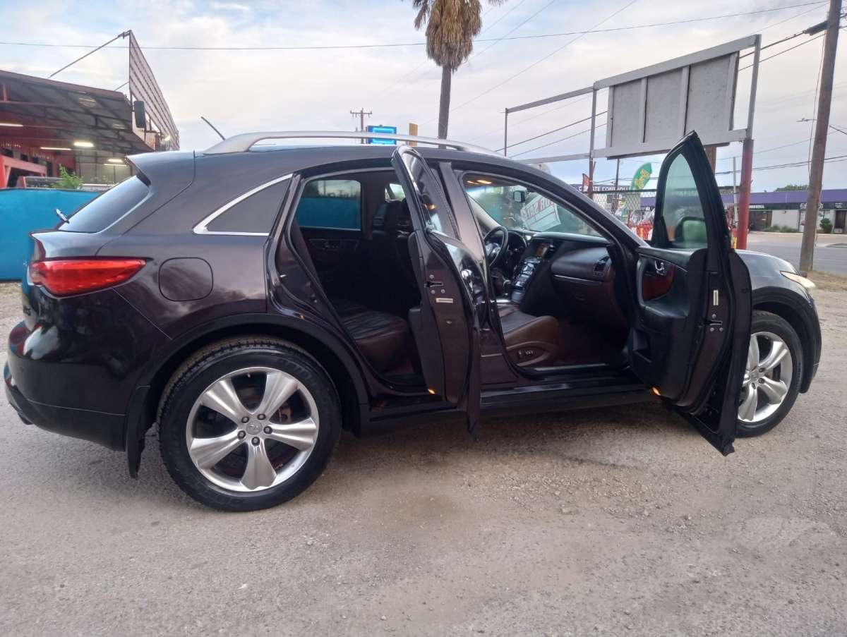 2009 infinity FX35