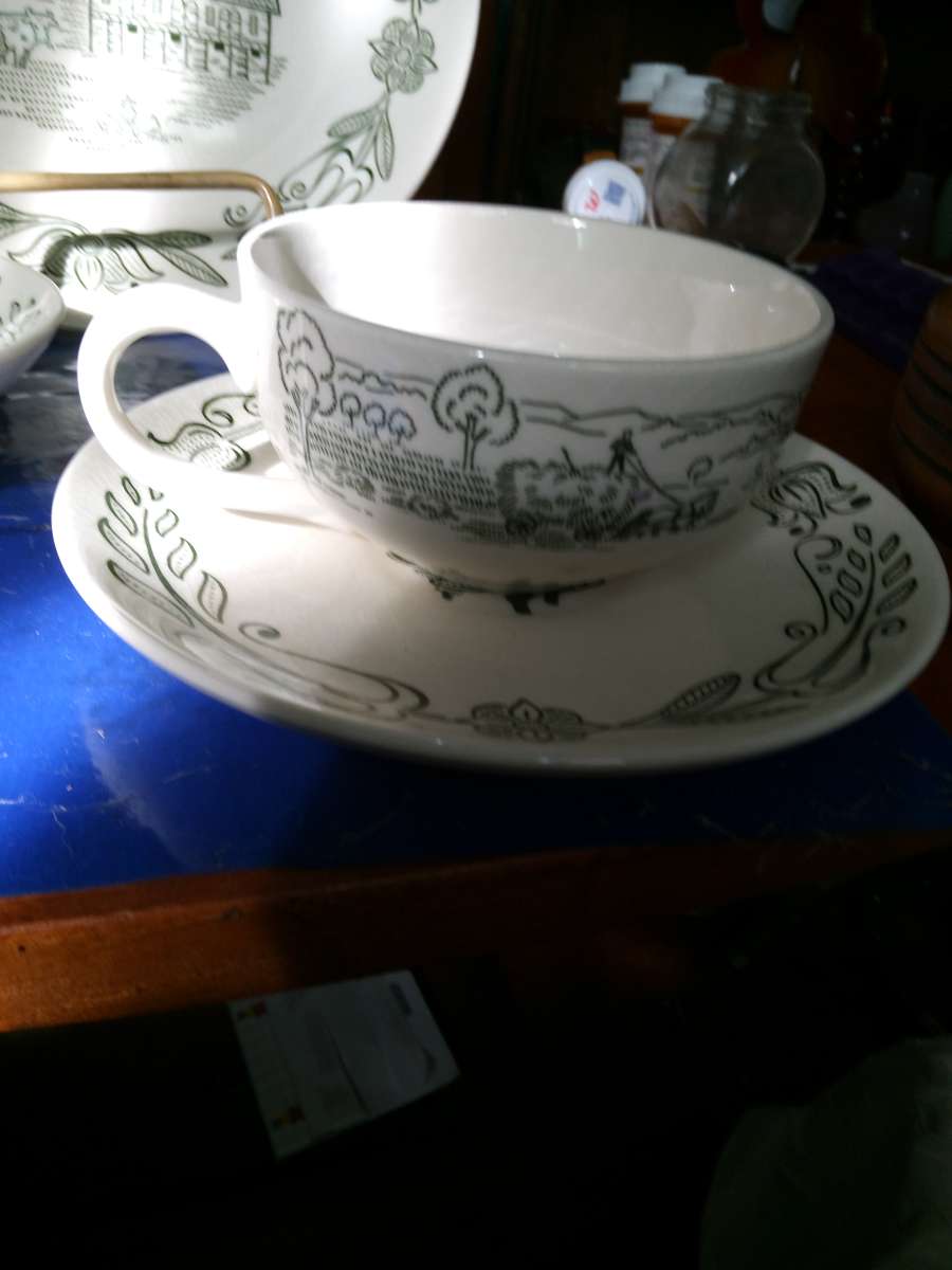 Buck County Service for 6 with extras