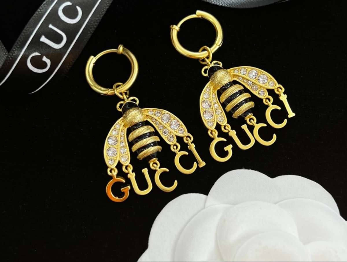 Gucci bee set jewelry