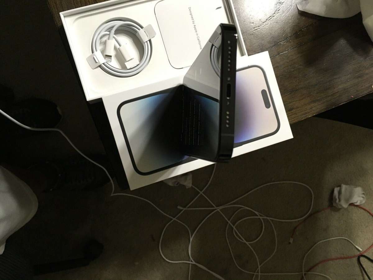 I phone 14 pro max unlocked Black