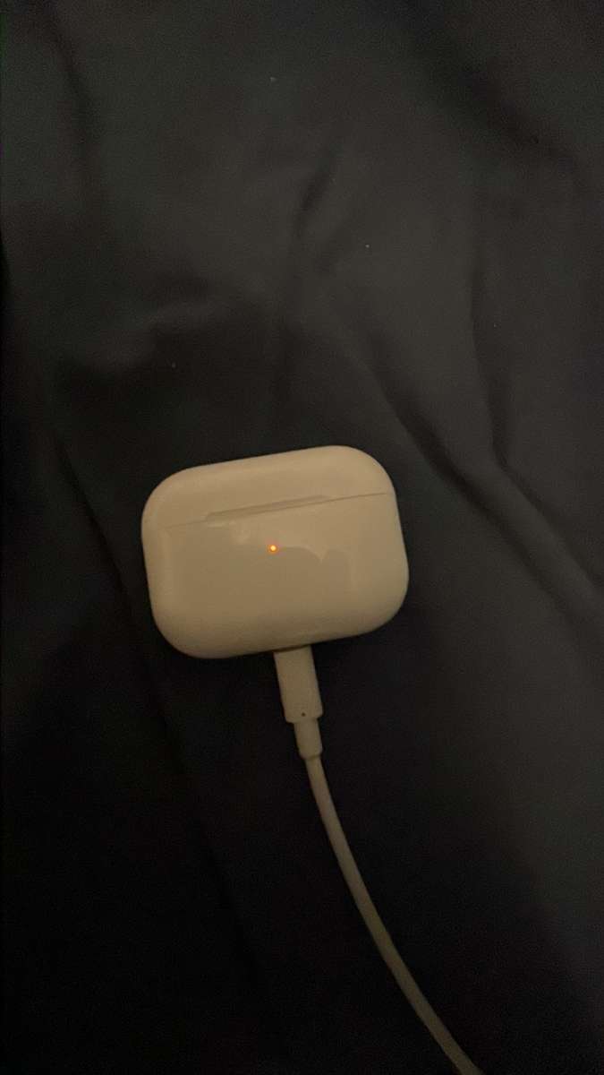 AirPods