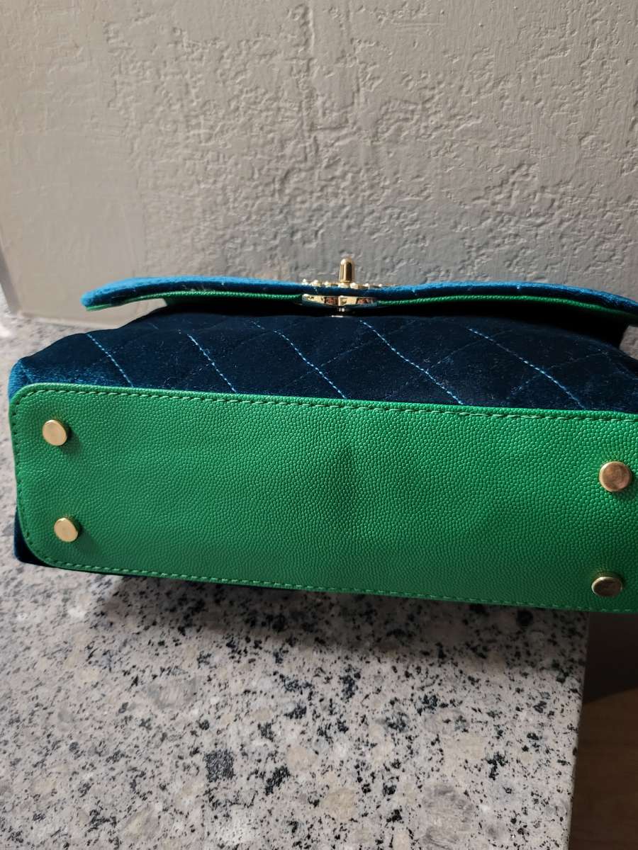 small shoulder Bag