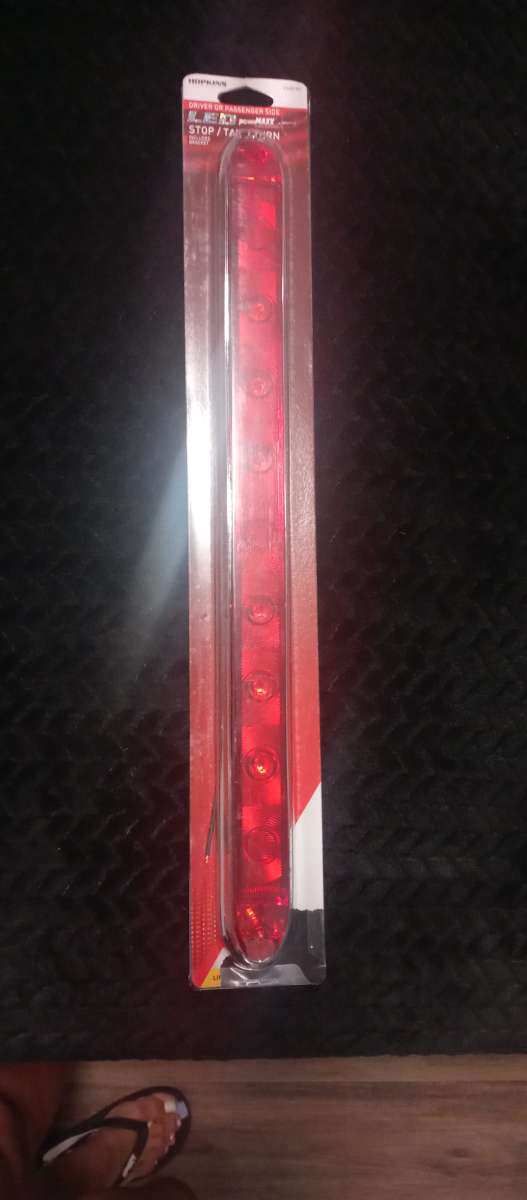 luz de frenos trasera o de giro