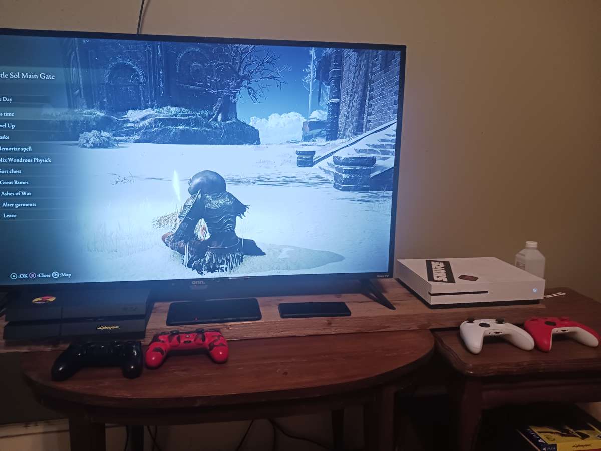 Xbox One S Ps4 four controllers all games Marshall Amp