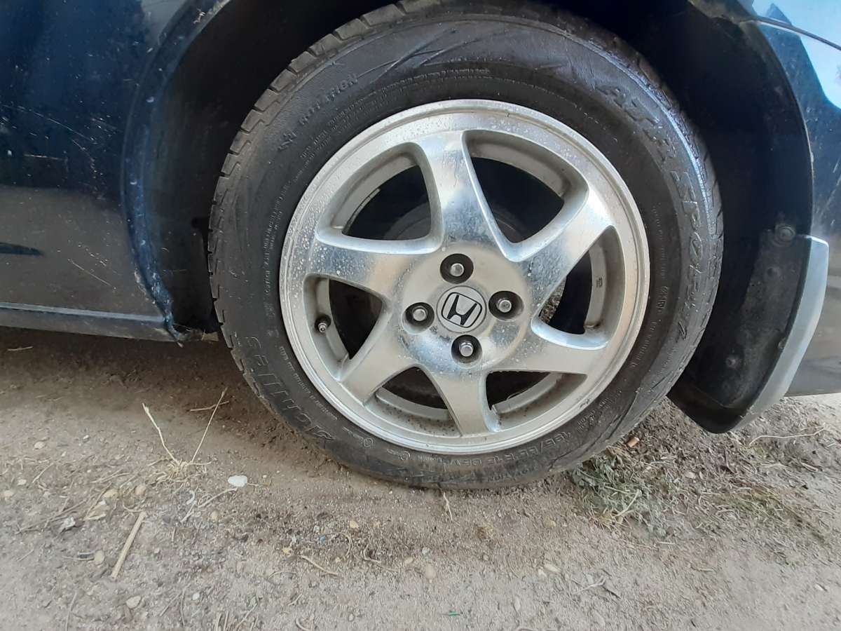 2004 Honda civic ex 2door coupe