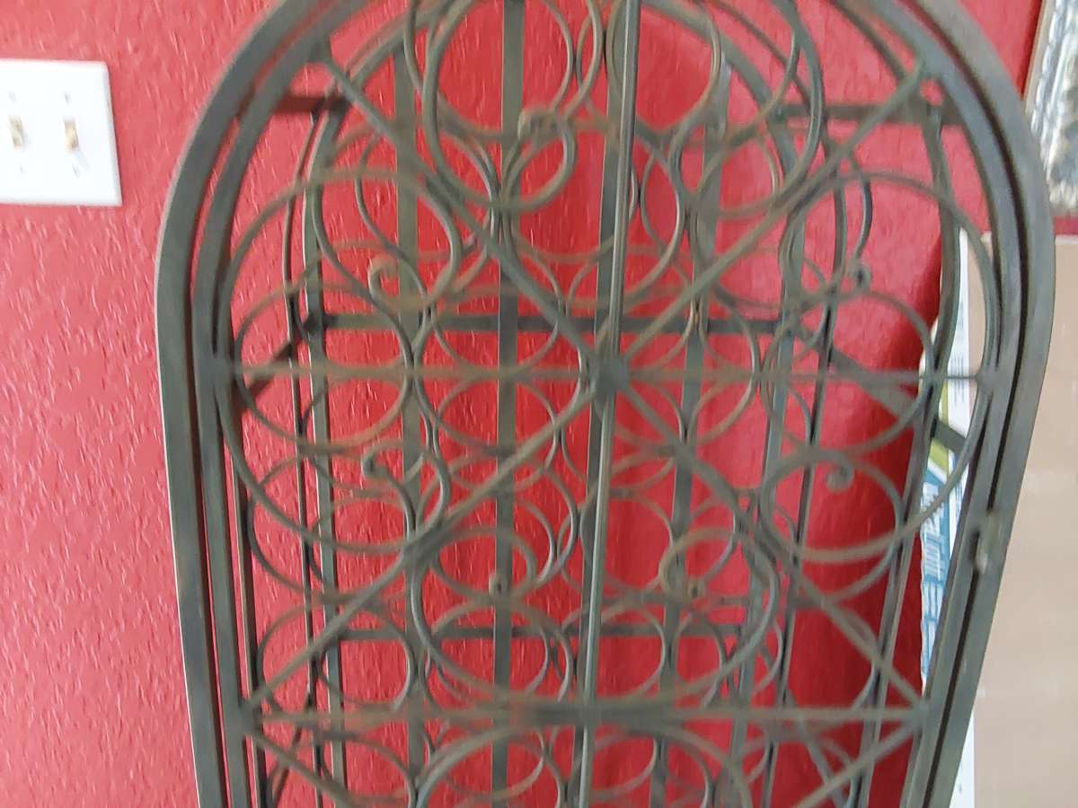 Free standing wine rack 45 bottles Holder Metal vintage