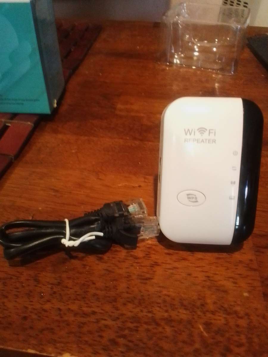 Ultra WiFi Extender signal booster PRO