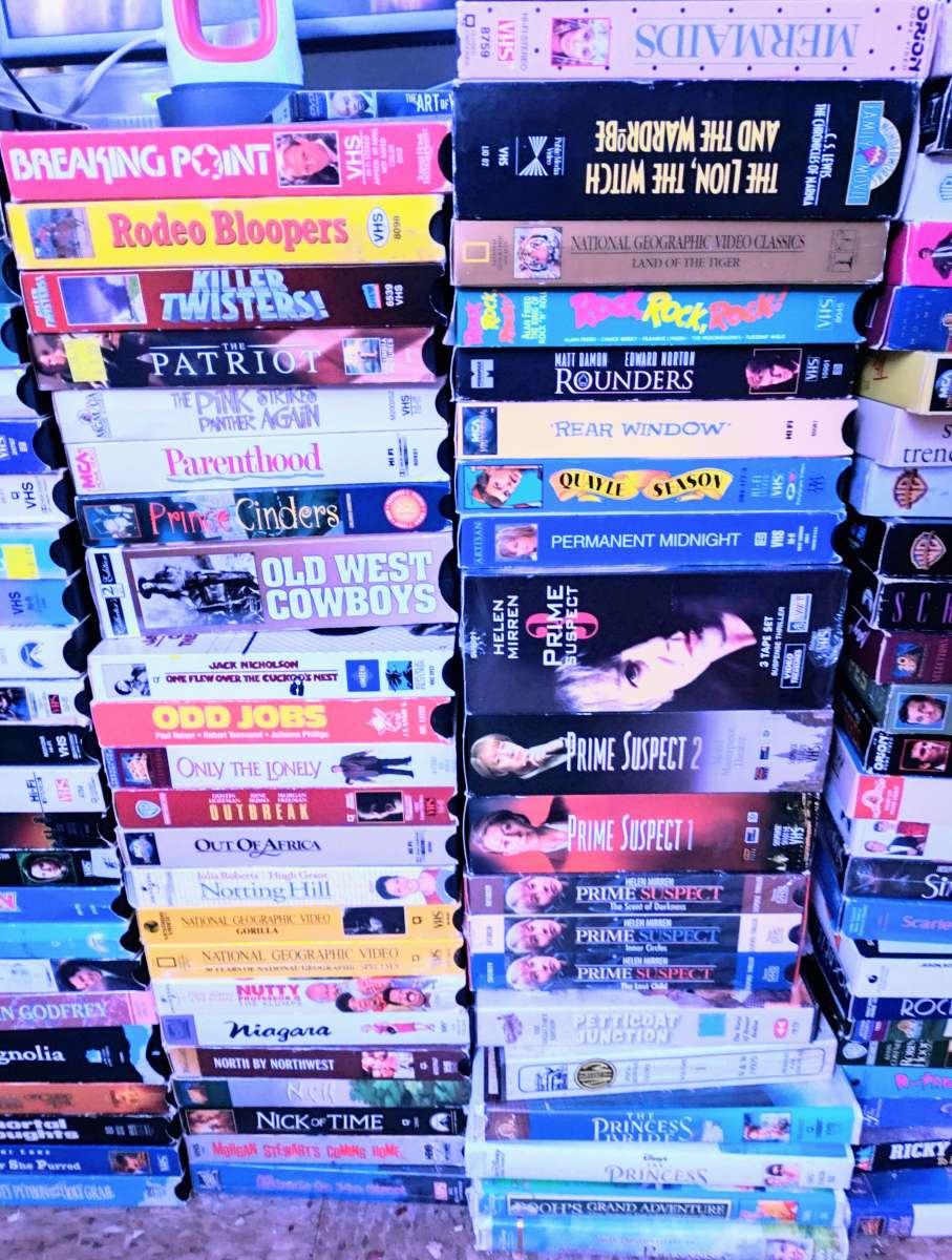 VHS Tapes n DVDs