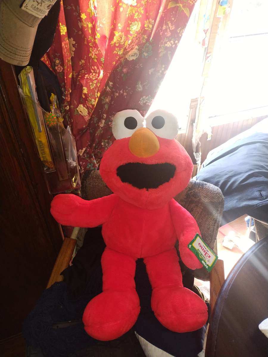 elmo stuff toys