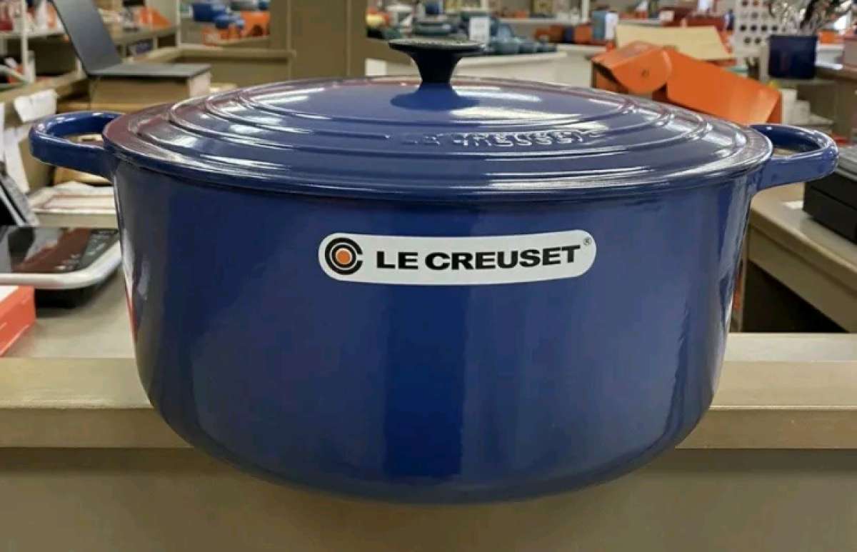 Le Creuset 13Qt dutch oven