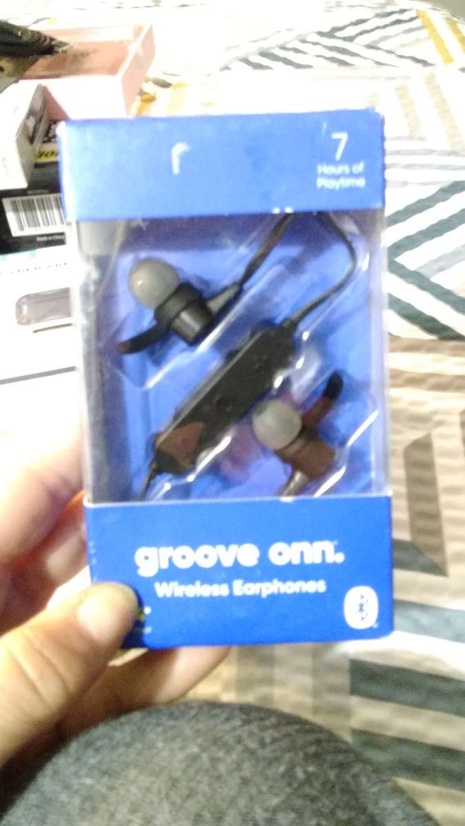 4 sets of head phones