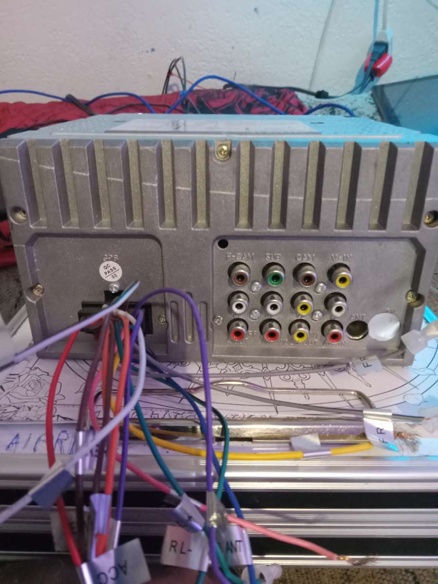 Im selling this exquisite car stereos like new one owner ste