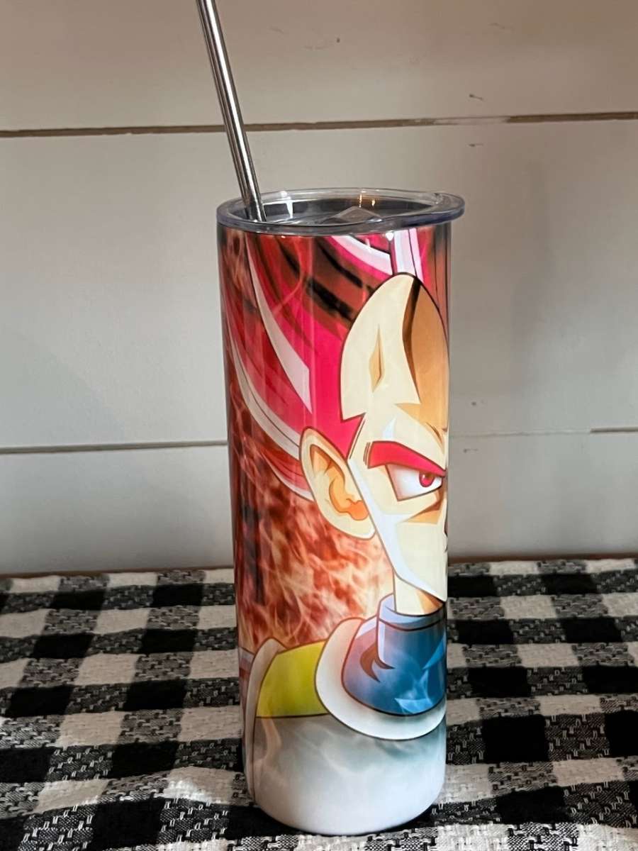 Drink in Style with Our Custom 20oz Tumbler
