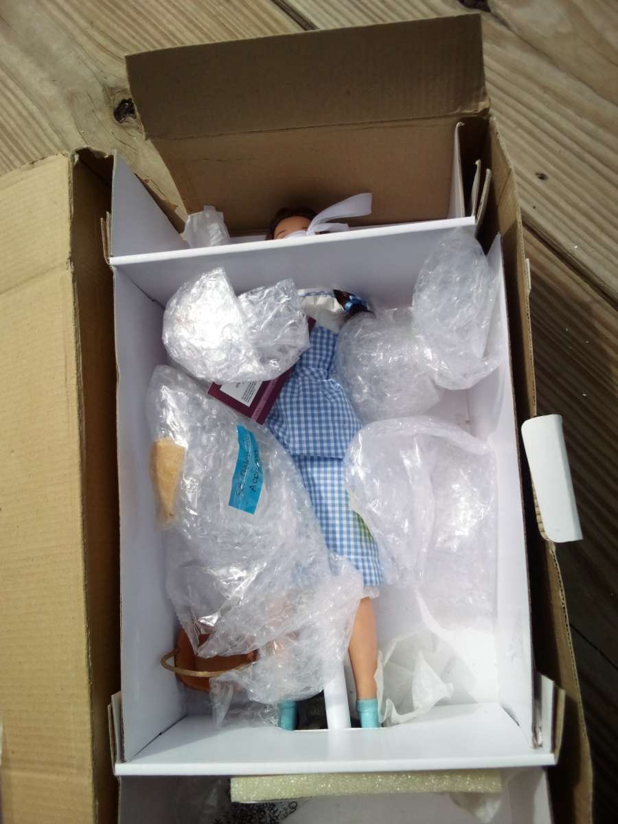 wizard of oz Dorothy over the rainbow