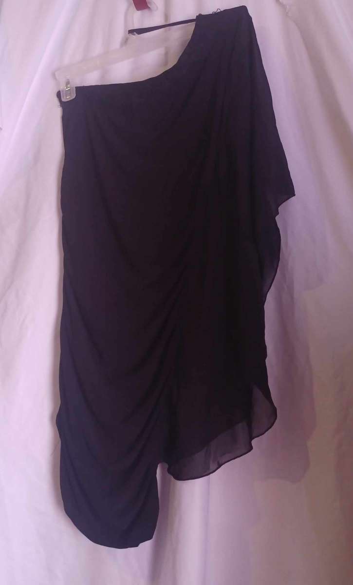 women clothing at a very good price good quality and some ne