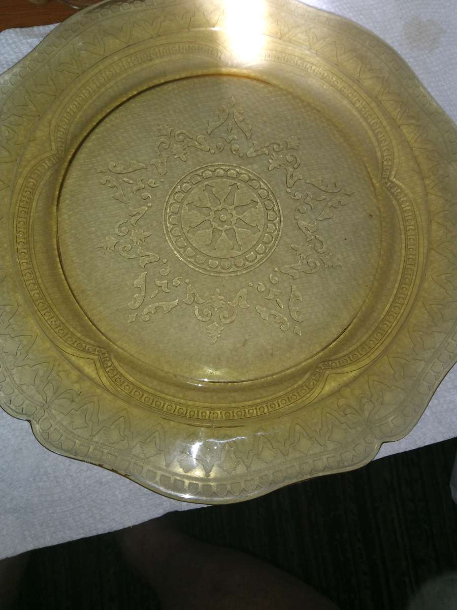 2 Patrician Spoke dinner plates