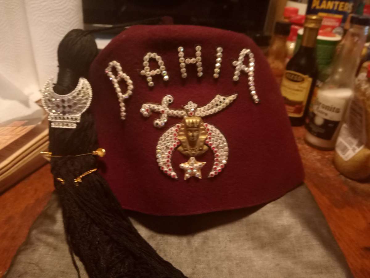 1970s Shriners fez