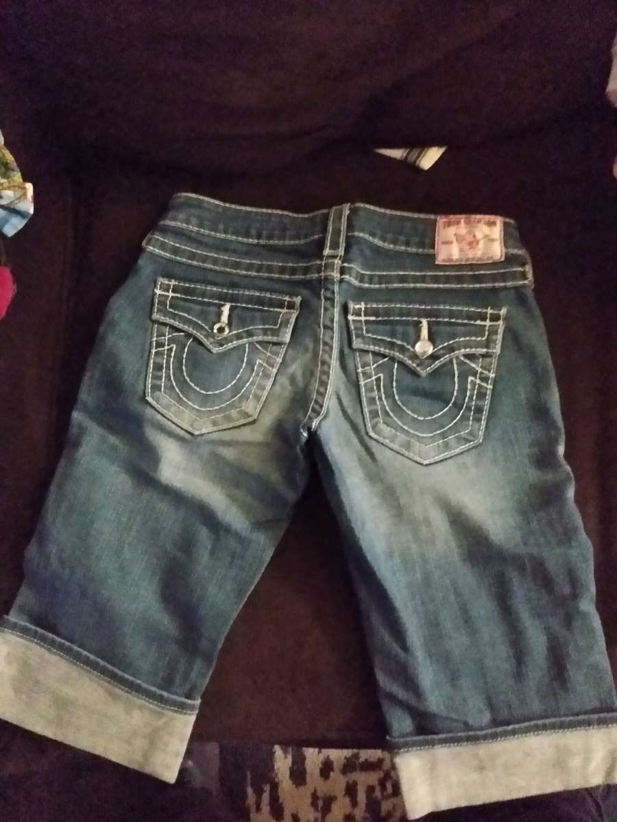 TRUE RELIGION WOMANS JEANS