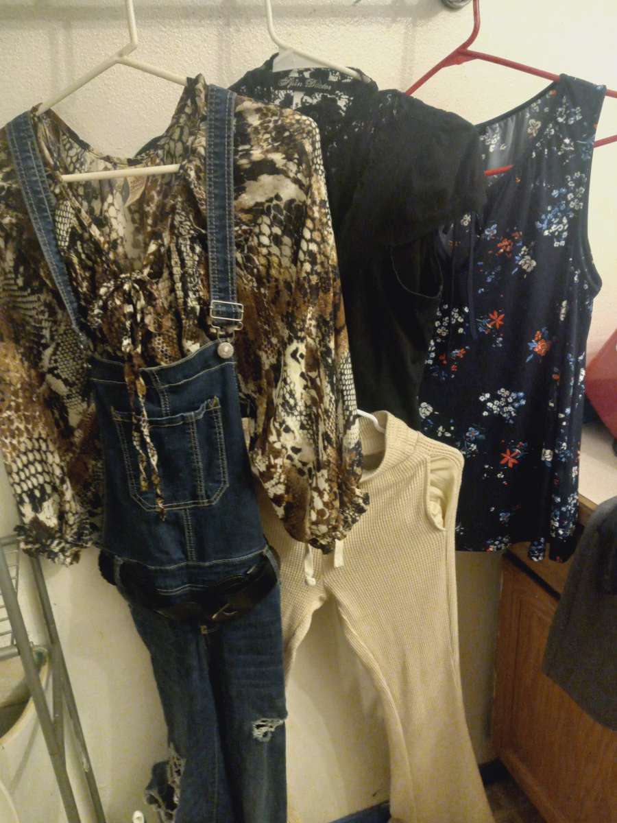 very trendy fashionable accents to any attire