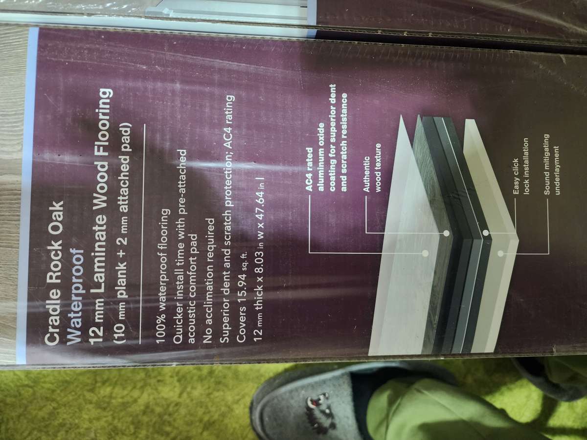 Brand new blinds bath tub light fixtures