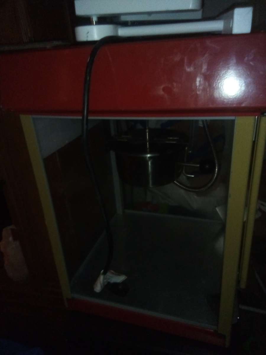 popcorn machine