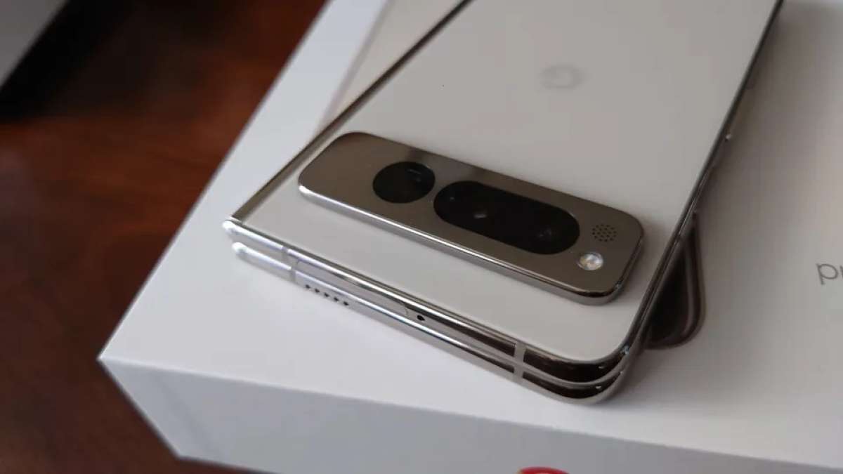 Google pixel fold unlocked