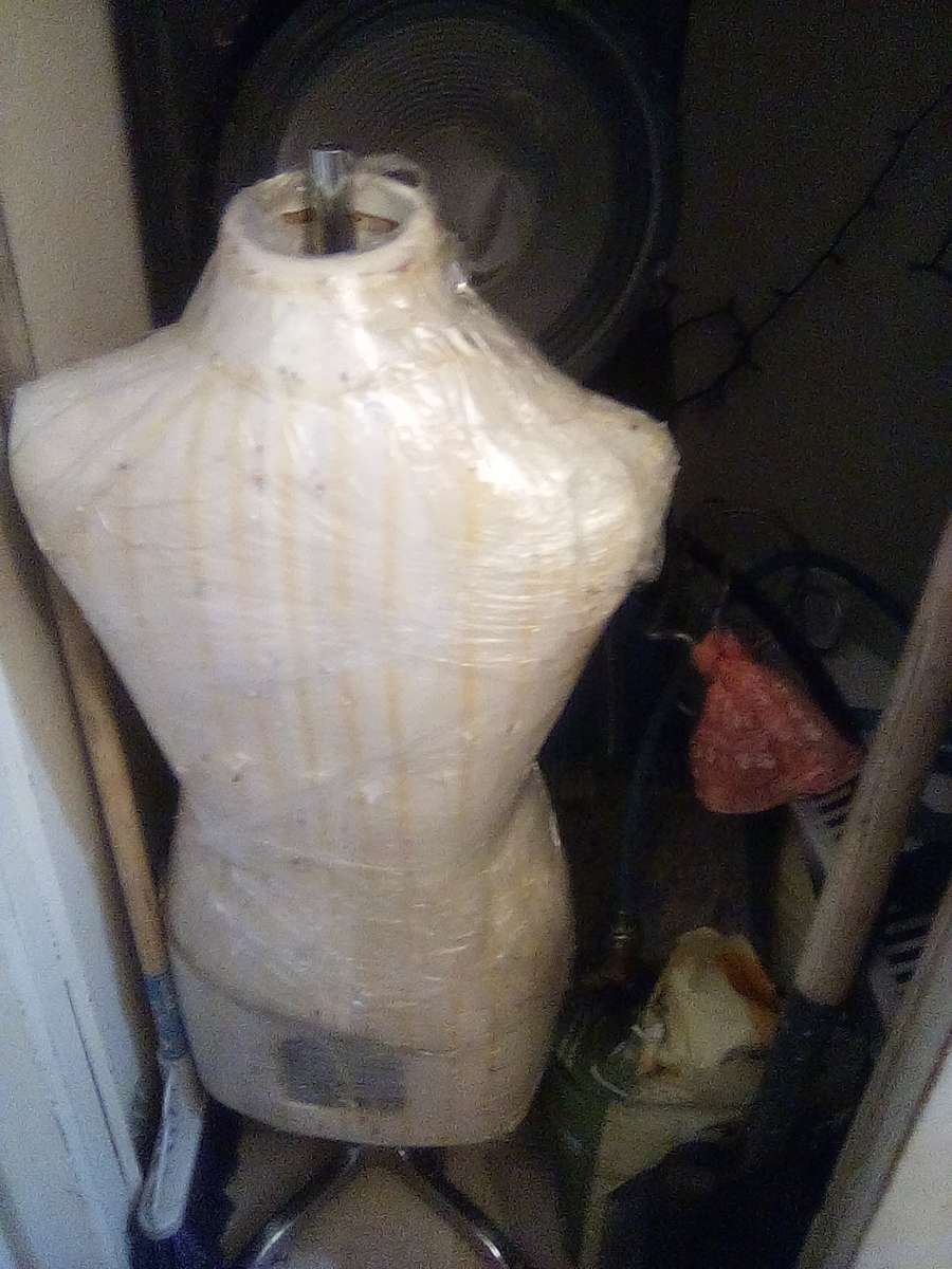 Female Dress Form Mannequin