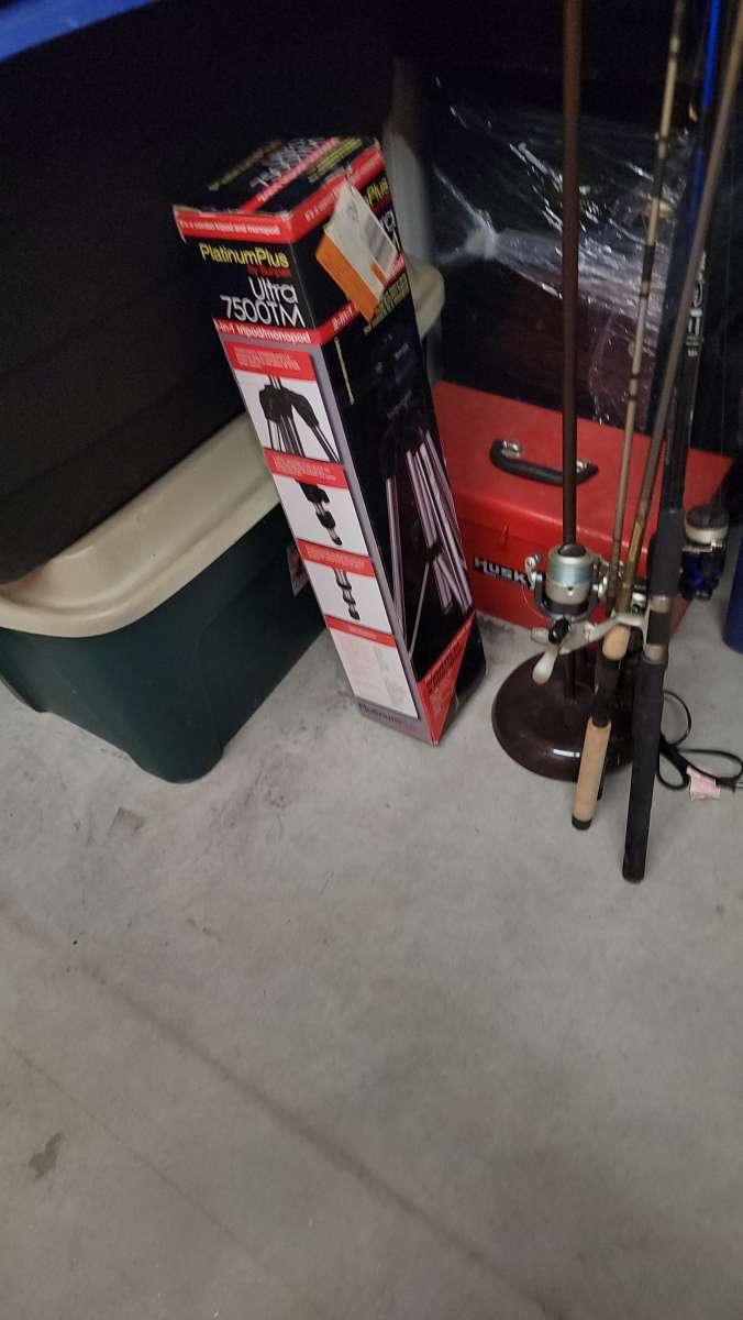 furnite kitchen items computer desk daybed wardrobe cloths