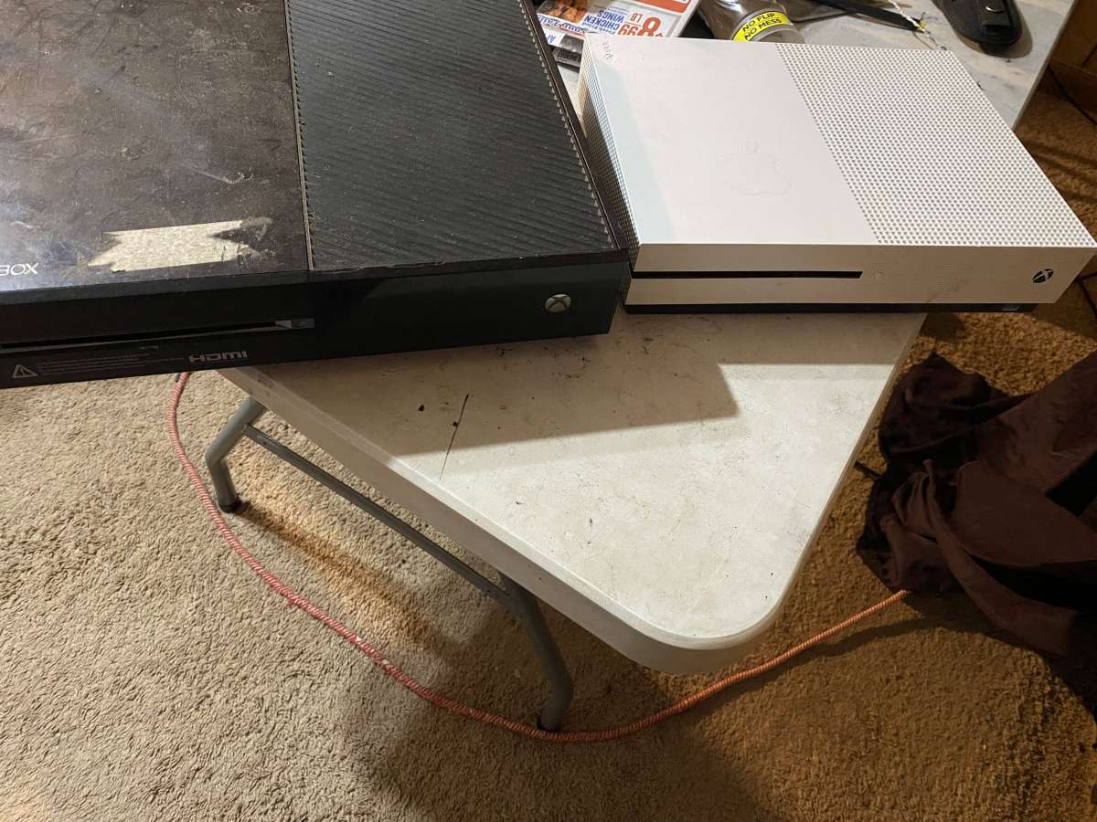 Xbox One and Xbox One S