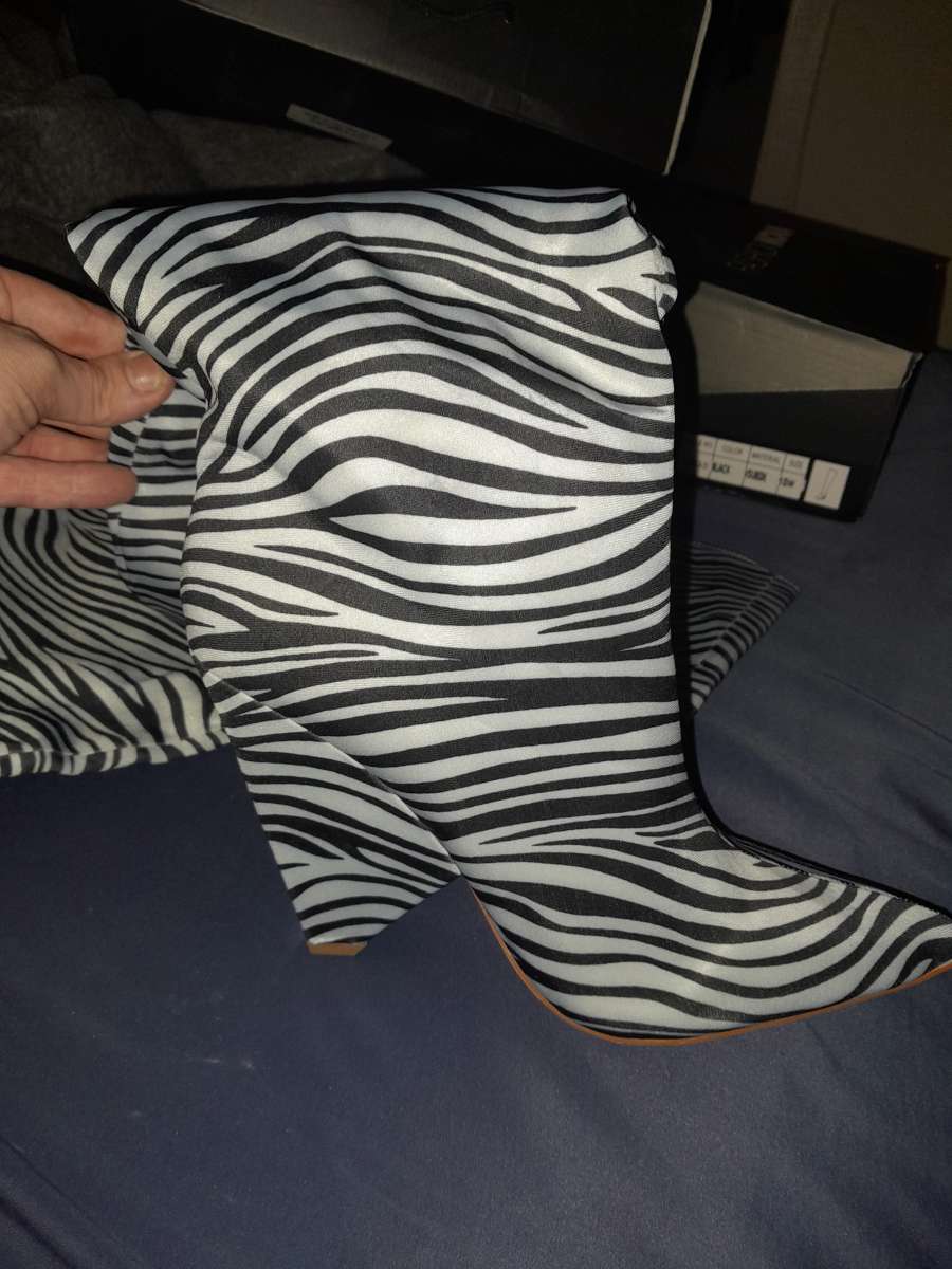 Brand New Womens Boots