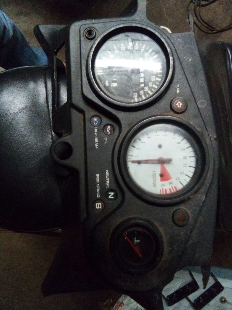 speedo tach guages display