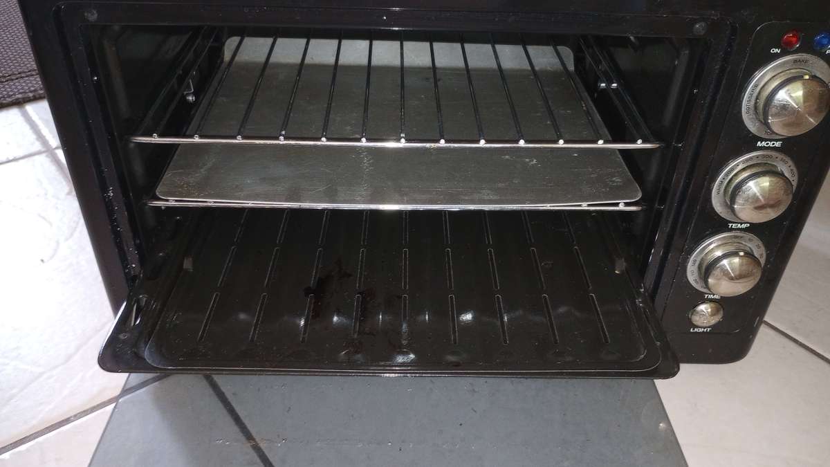 The Food Network countertop convection oven