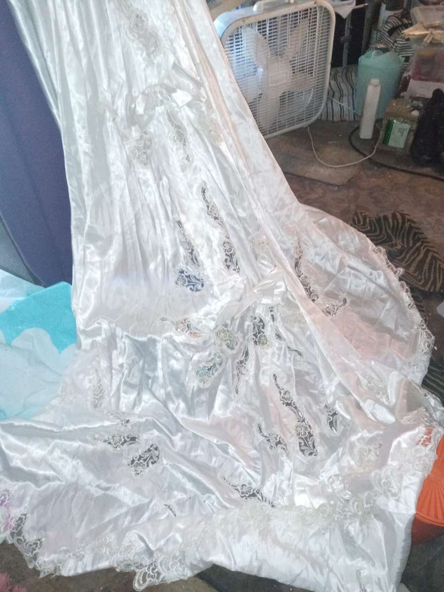 wedding dress green moto jckt black leather corset top