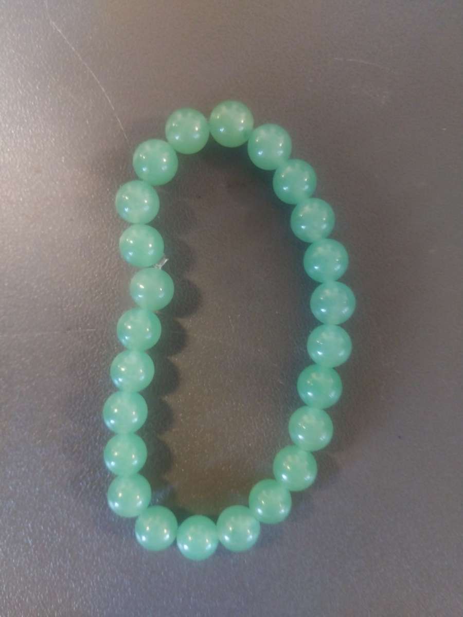 jade bracelet