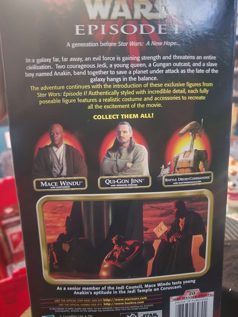 Star Wars Episode 1 Mace Windu with lightsaber